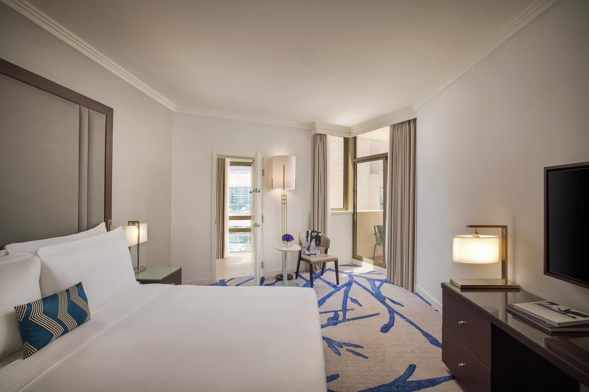 Suite con Balcone e Vista Città
